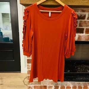 P & Rose Rust Tunic with ruffle sleeves size S